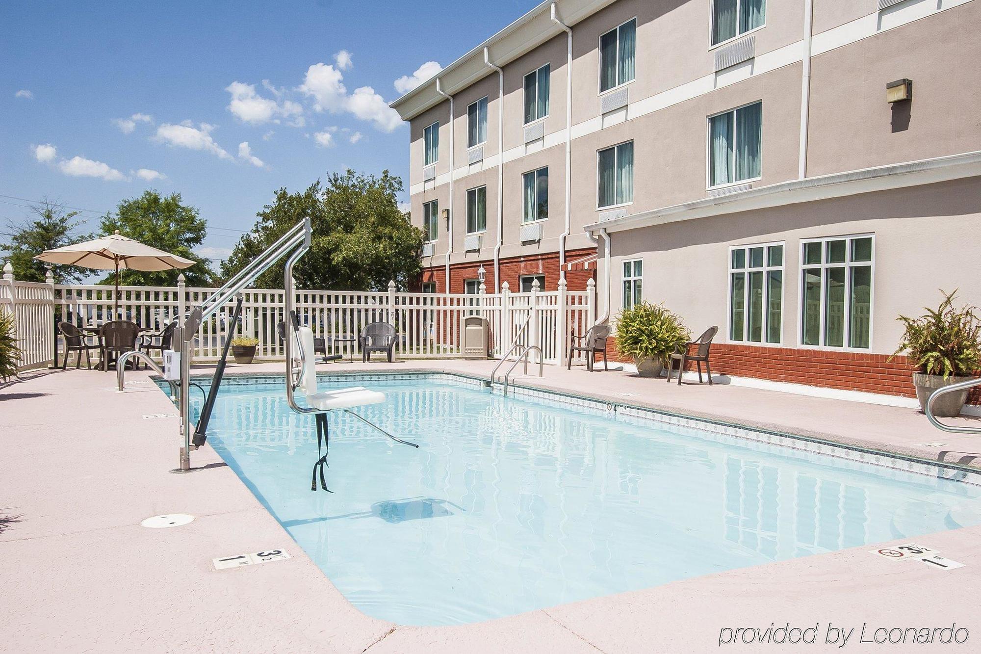 Comfort Inn Us Hwy 80 Demopolis Buitenkant foto